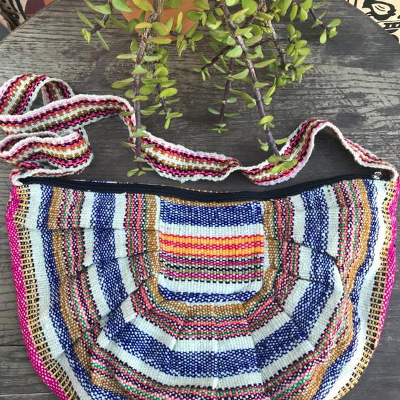 Peruvian Boho Ethnic bag - Picture 3 of 4